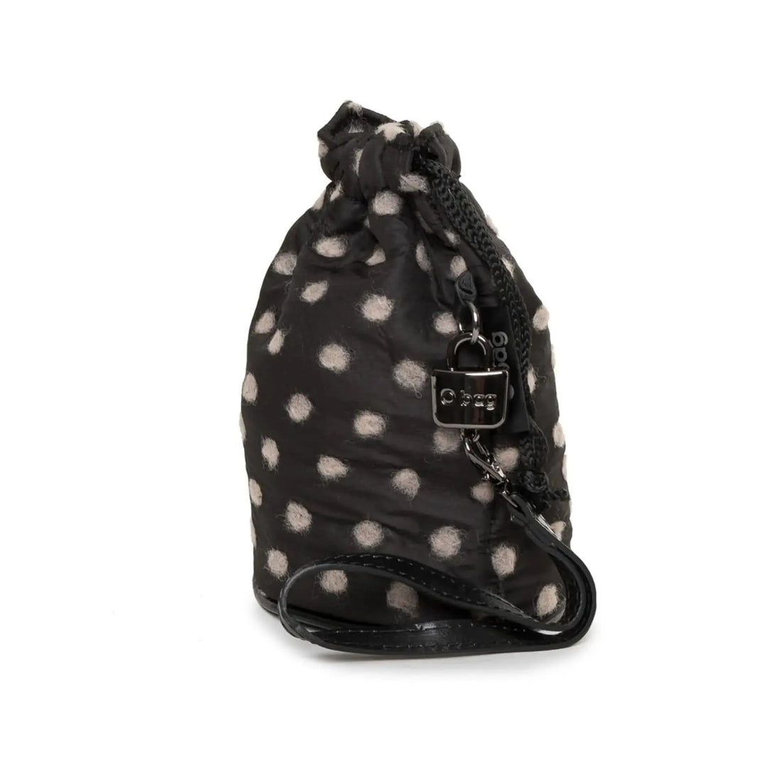 Exploring-the-Obag-Clutch-What-Sets-it-Apart Jag Couture London - New York