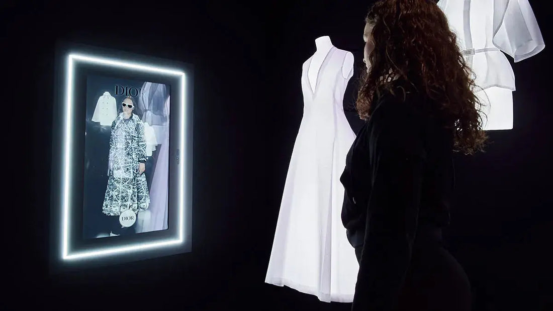What-luxury-fashion-consumers-want-from-augmented-reality-Vogue-Business Jag Couture London - New York