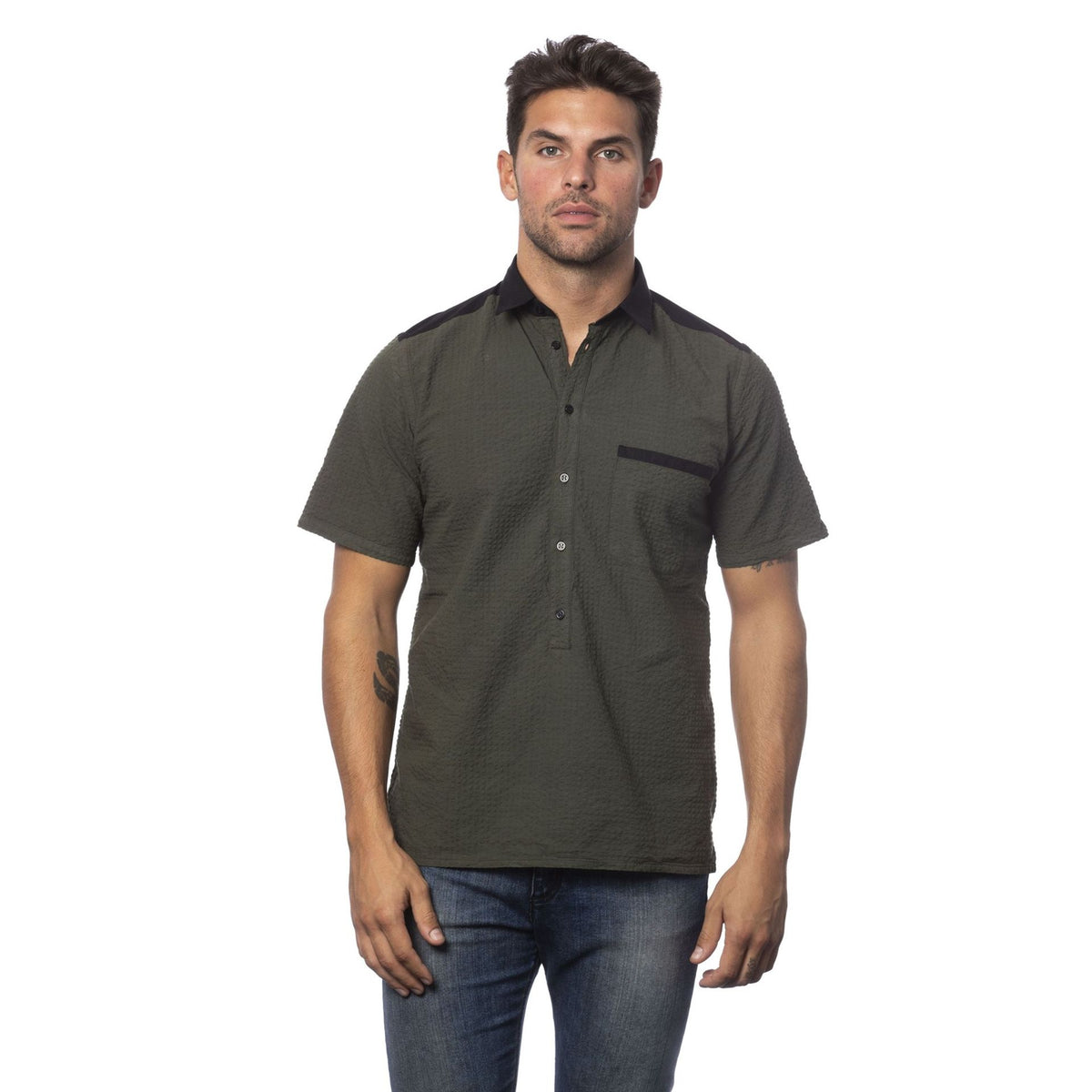 Jag Couture London New York Verri CBC00103T0053_855VERDEMILITARE military-style jacket in olive green, shown on a hanger.