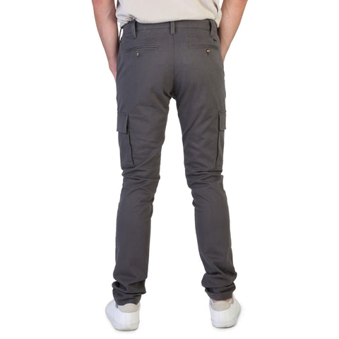 Harmont & Blaine luxury sweatshirt from Jag Couture London - New York, featuring a stylish design and comfortable fit.
