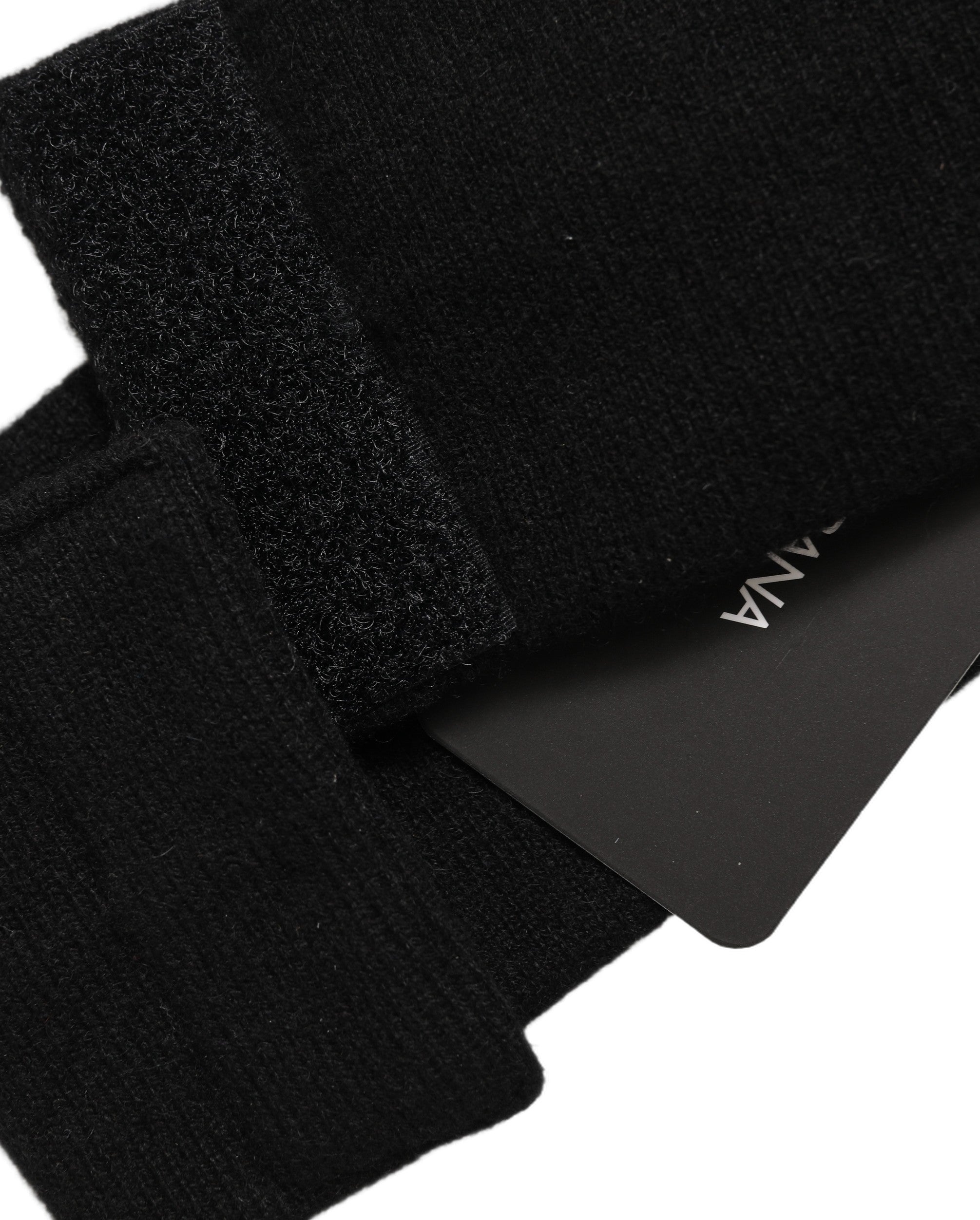 Men Black Cashmere Knitted Logo Head Band One Size