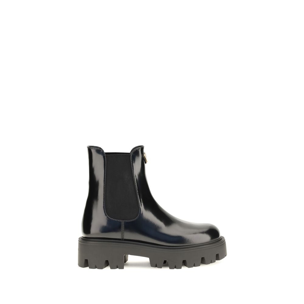 Black Calf Leather Bos Taurus Chelsea Boots
