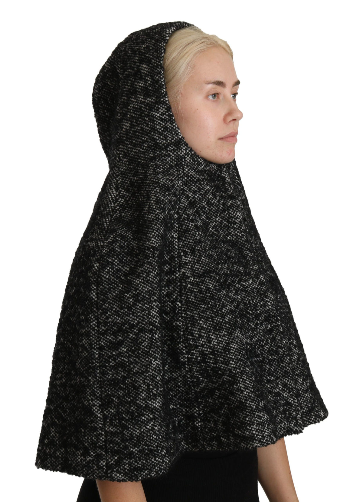 Gray Tweet Wool Kaftan Jacket by Dolce & Gabbana, featuring a relaxed fit with a textured wool fabric and open-front design.