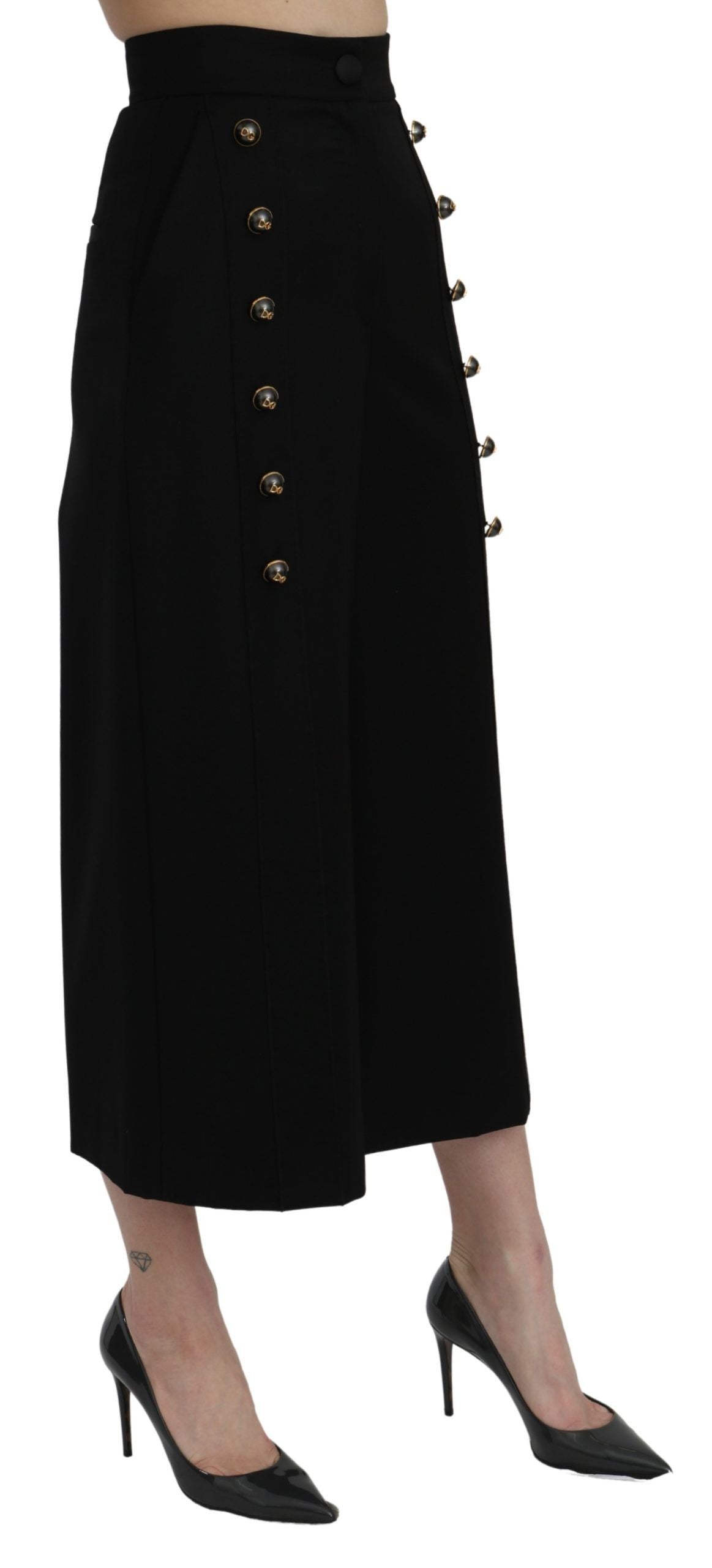 Black high waist wide-leg cropped pants by Dolce & Gabbana, shown on a model with a relaxed fit and stylish design.