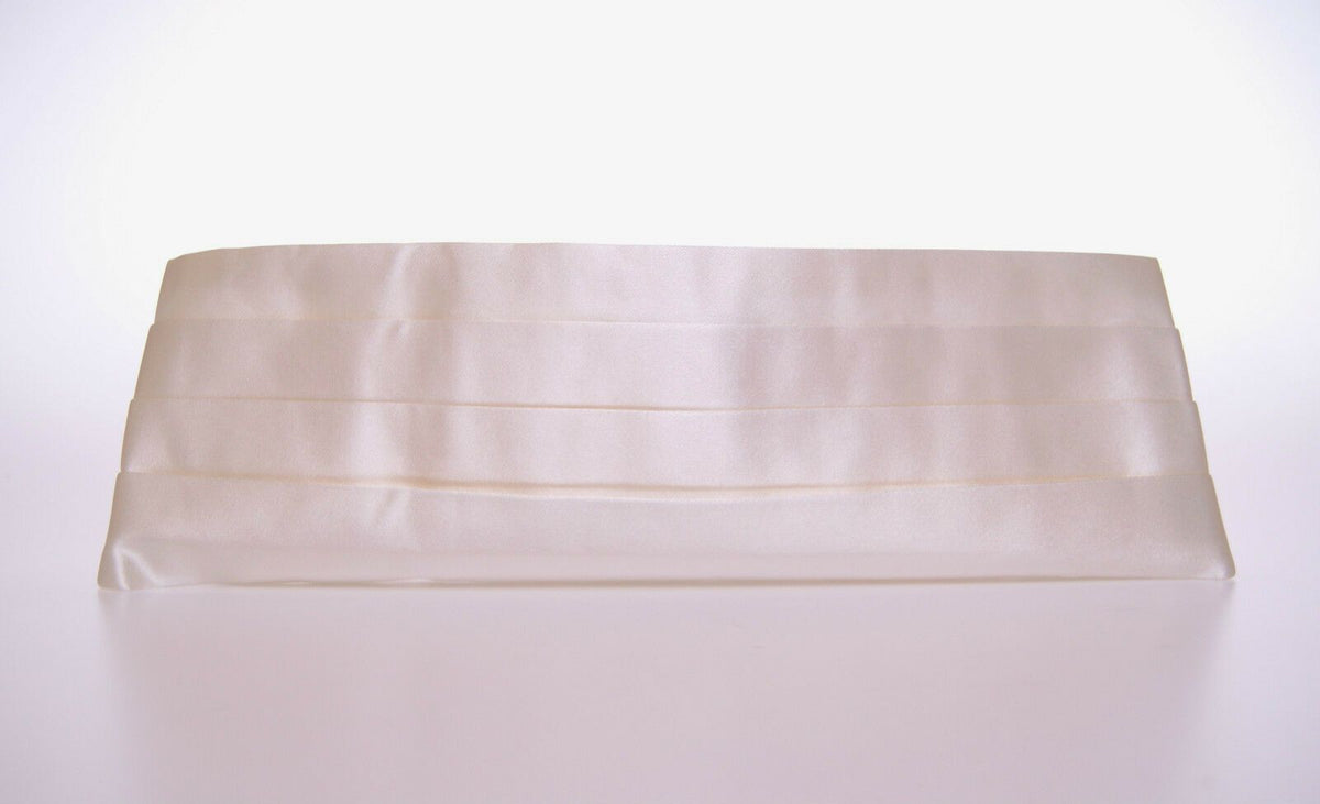 White waist tuxedo smoking belt cummerbund by Dolce & Gabbana, shown laid flat with smooth fabric and elegant design details.