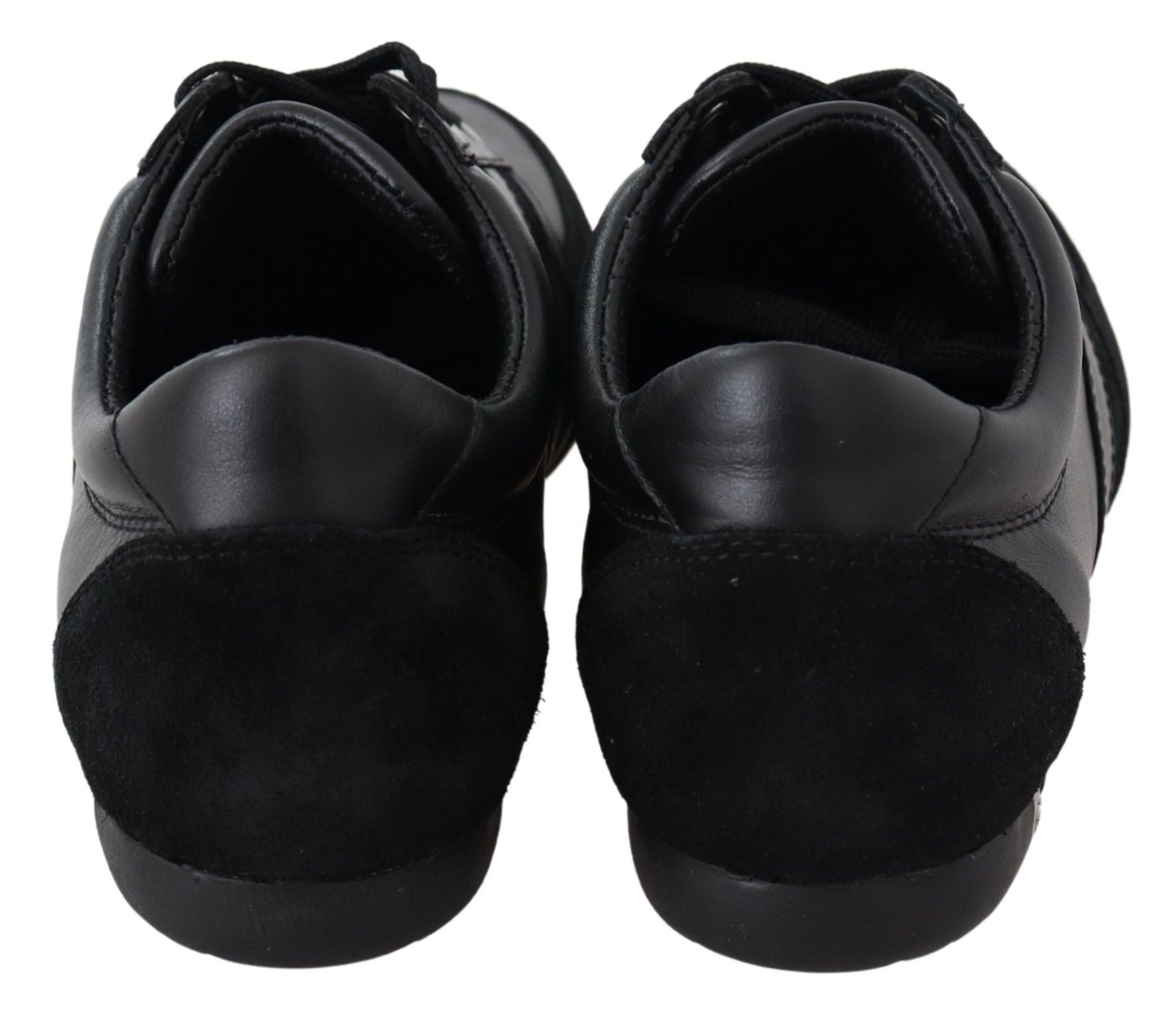 Black leather casual sneakers with Dolce & Gabbana logo, featuring a sleek design and comfortable sole.