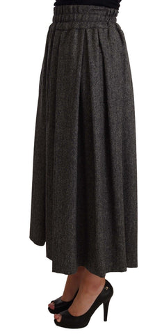 Gray wool high waist A-line skirt by Dolce & Gabbana, featuring a classic design and smooth texture.