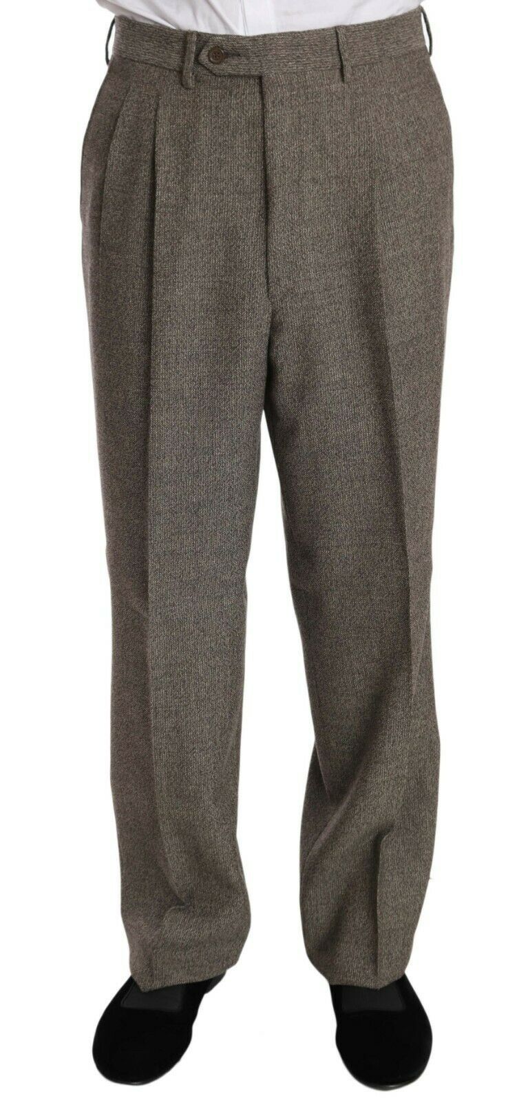Fendi brown wool single-breasted men's suit with a classic fit, featuring a tailored design and lapel collar.