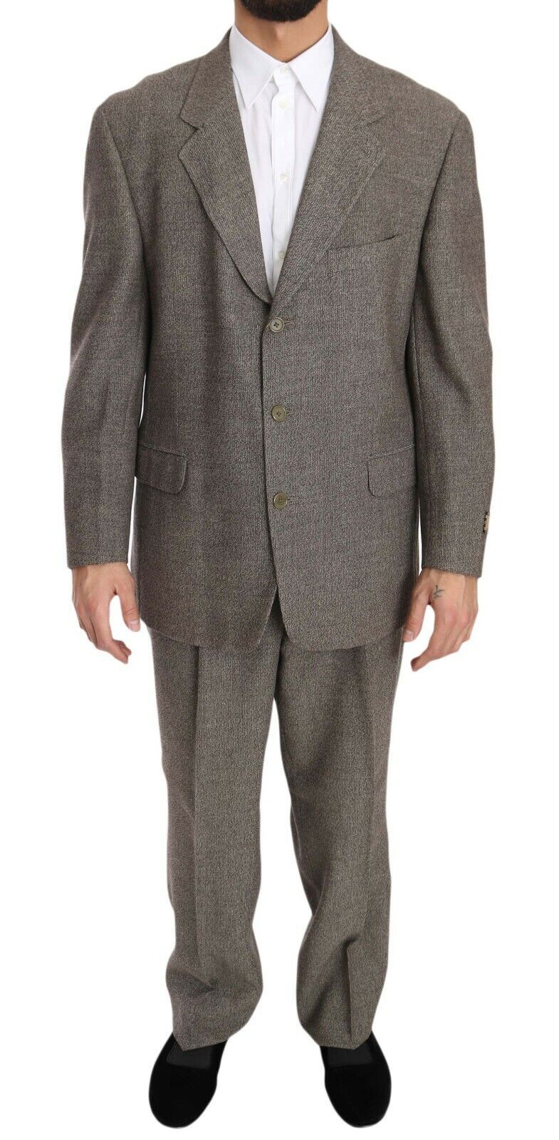 Fendi brown wool single-breasted suit, tailored fit with classic lapel, displayed on a mannequin.