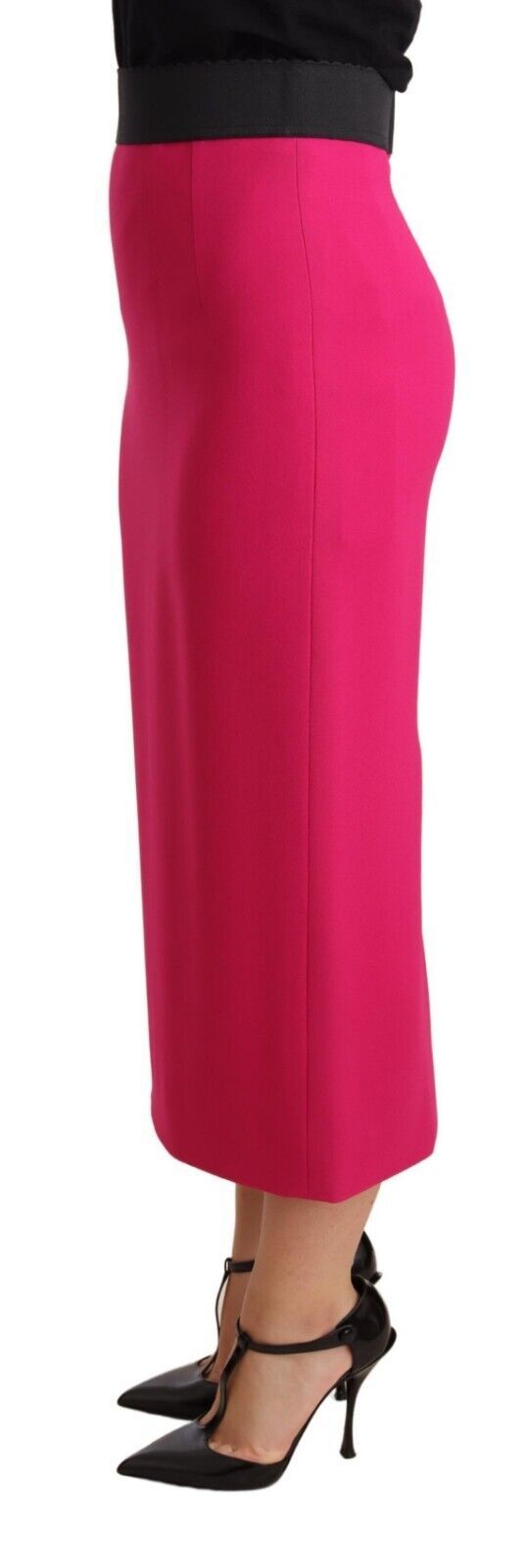 Pink high waist stretch pencil skirt by Dolce & Gabbana, featuring a sleek straight fit and smooth fabric detail.