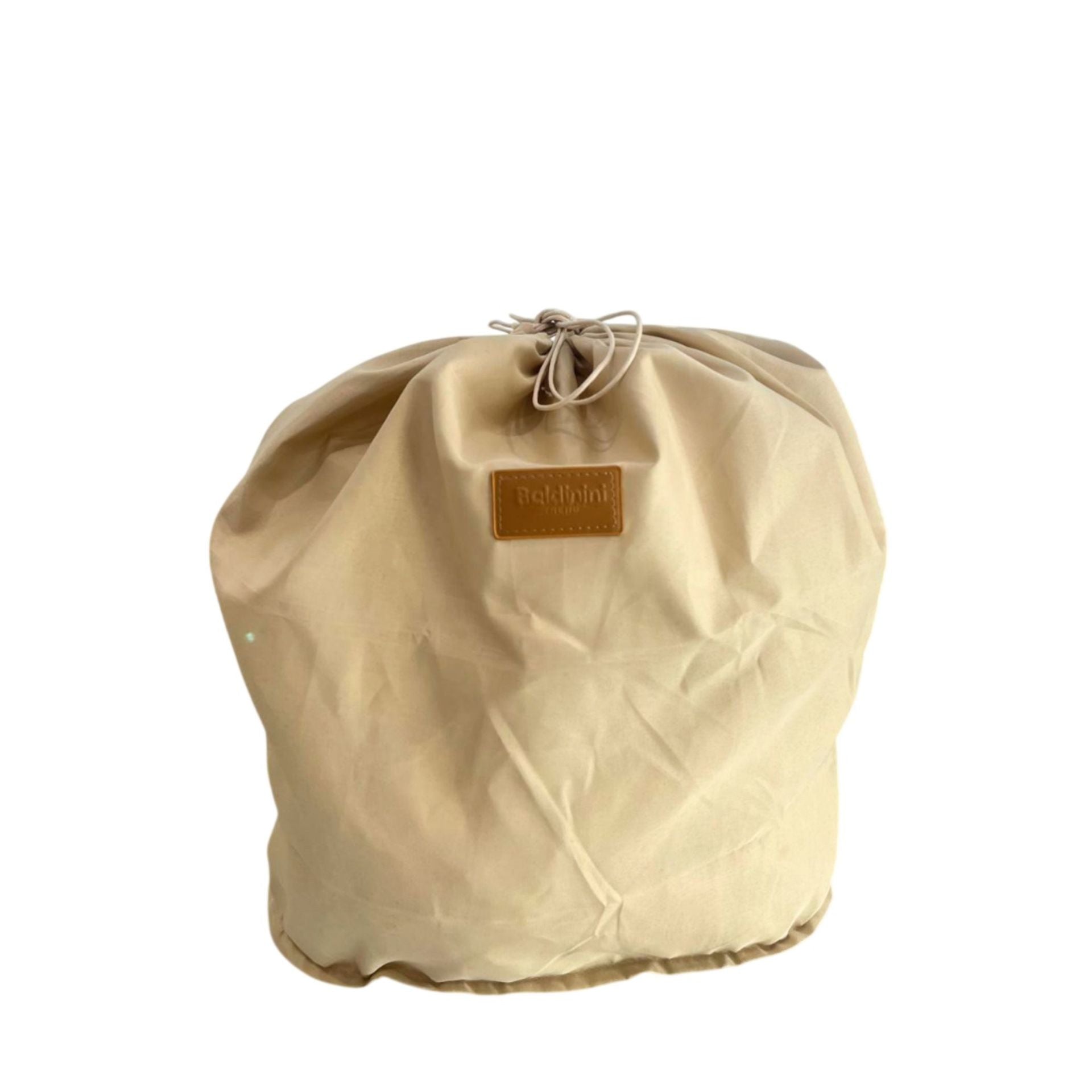 Baldinini Trend L21BAS1 Siena beige leather handbag with gold hardware, featuring a sleek design and adjustable shoulder strap.
