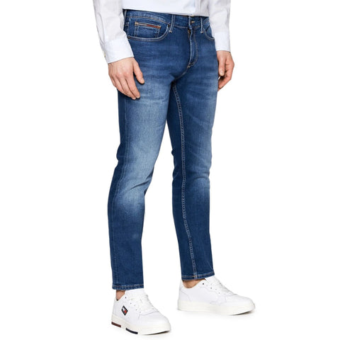 Tommy Hilfiger X073_DM0DM09549-_1A5 casual jacket by Jag Couture London-New York, featuring a stylish design and zip closure.