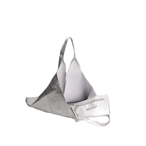 Jag Couture London Gave Lux GLX220535823FBG-L001_ARGENTO jewelry piece with silver detailing, close-up of intricate design and craftsmanship.