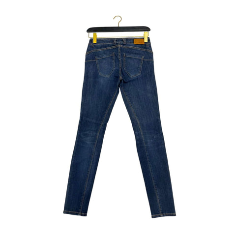 Jag Couture London-New York Object OBL411_BluNavy, stylish navy blue object with modern design, shown in the image.