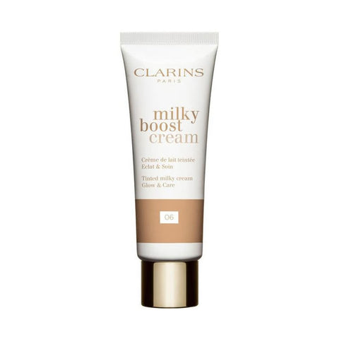 Jag Couture London New York Clarins Milky Boost Cream 06 in 45ml jar, smooth skincare product with a light, milky texture.