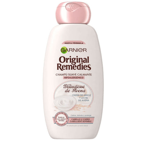 Garnier Original Remedies Delicatesse moisturizing shampoo bottle, 250ml, displayed with silver cap and clean label.