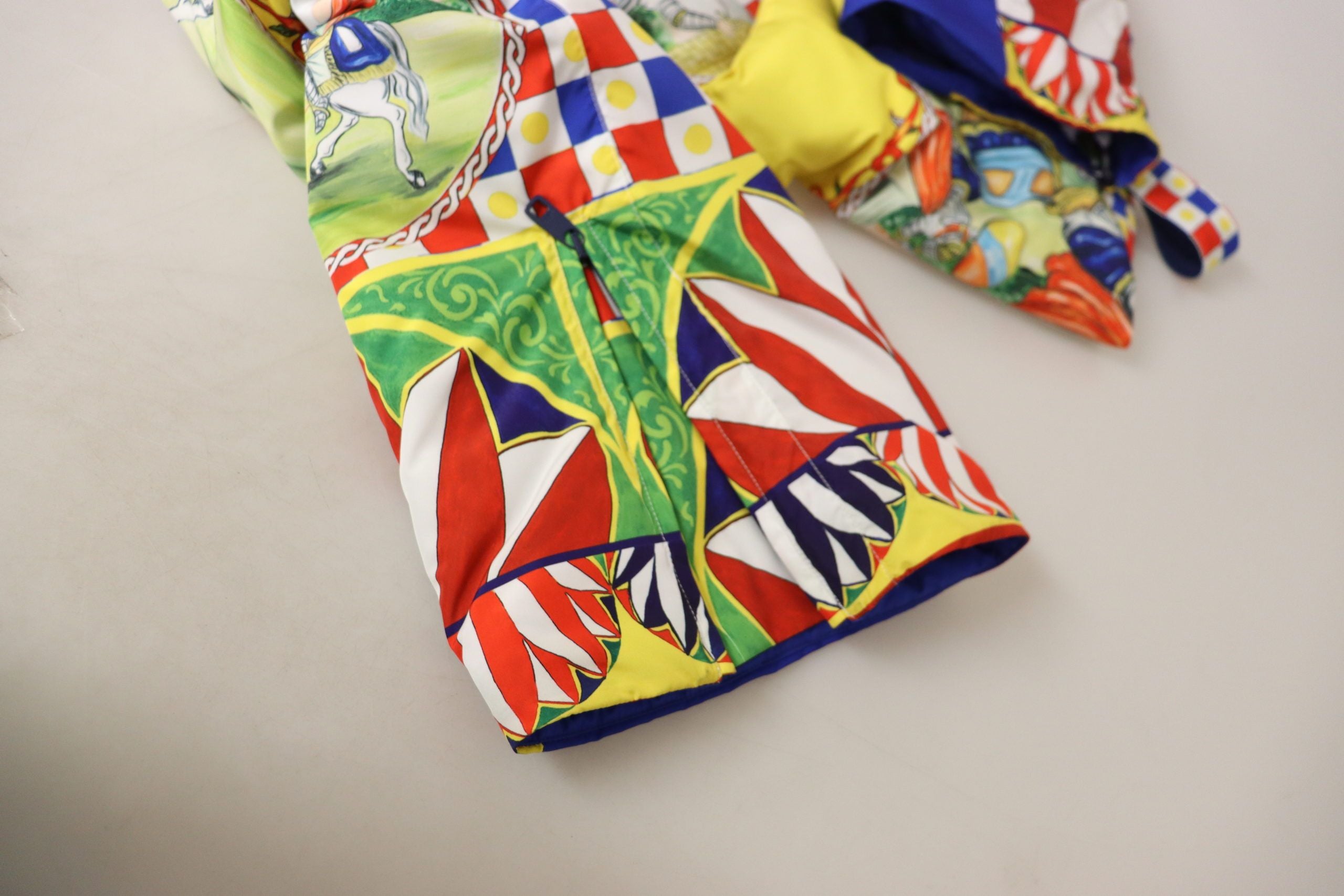 Multicolor printed snow trousers by Dolce & Gabbana, featuring vibrant patterns and winter-ready snow pant design.