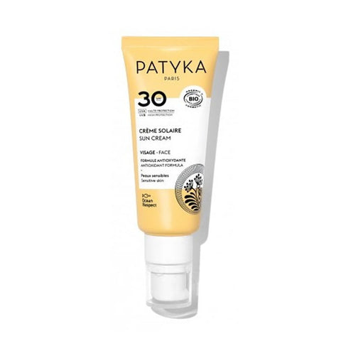 Jag Couture London New York Patyka facial sunscreen SPF30 in 40ml bottle, showing the sleek packaging and label.