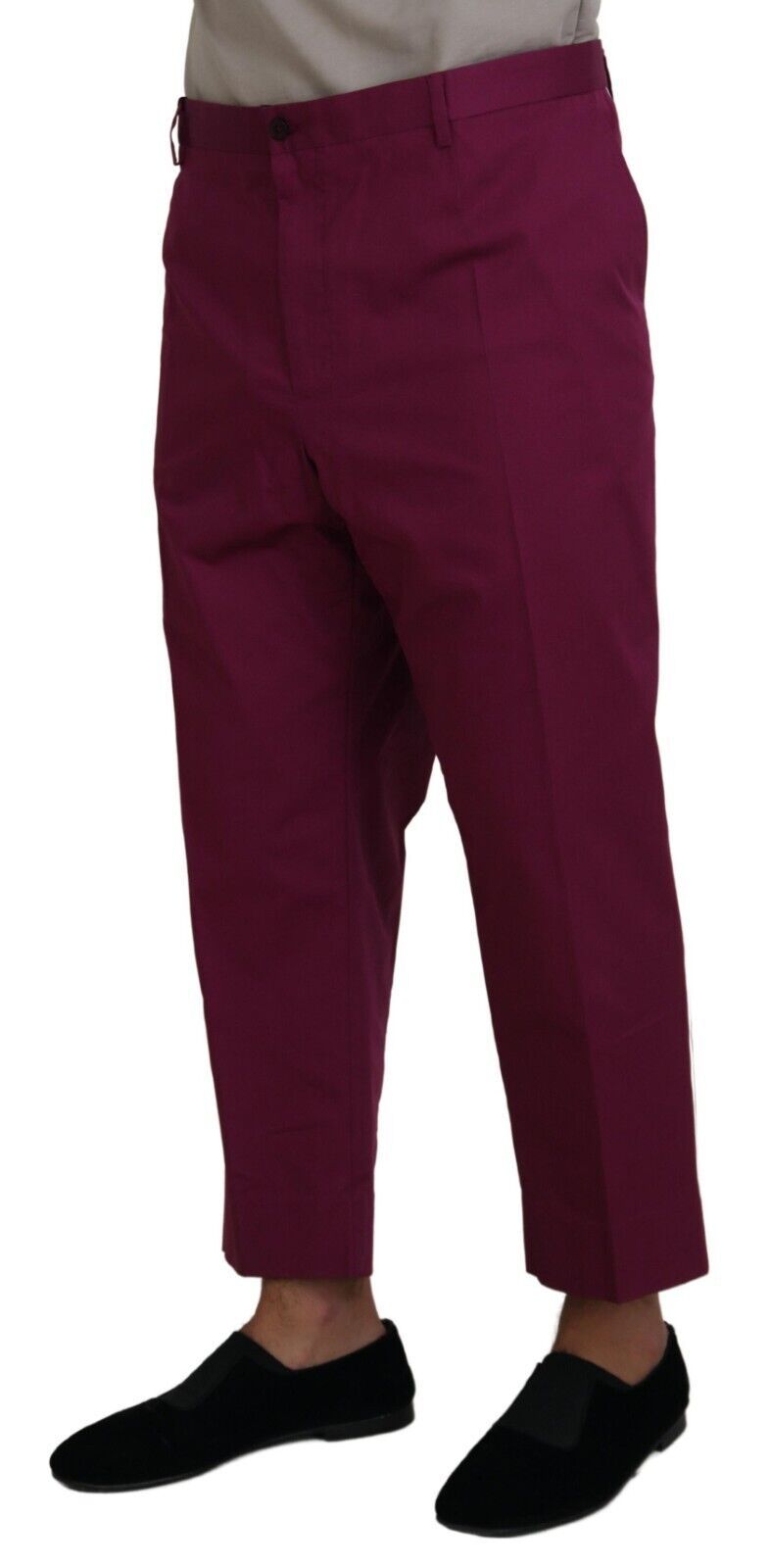 Magenta cotton Dolce & Gabbana logo pocket trouser pants with front pockets and tailored fit.
