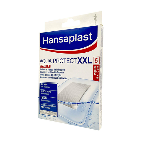 Hansaplast Aqua Protect medical dressings, 8x10 cm, in a pack of 5, designed for waterproof wound protection.