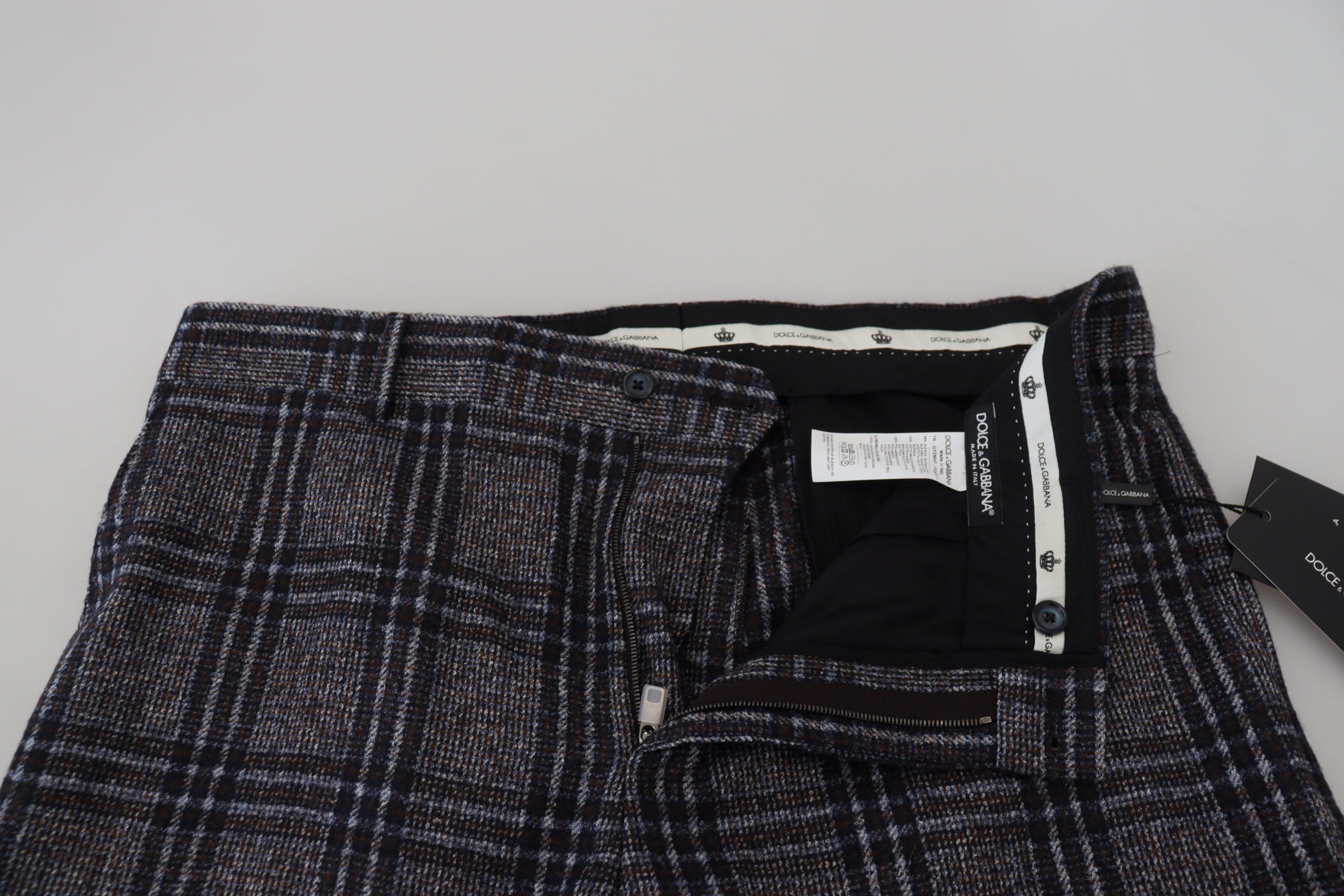 Gray checkered mid waist men's pants by Dolce & Gabbana, featuring a tailored fit and classic pattern.