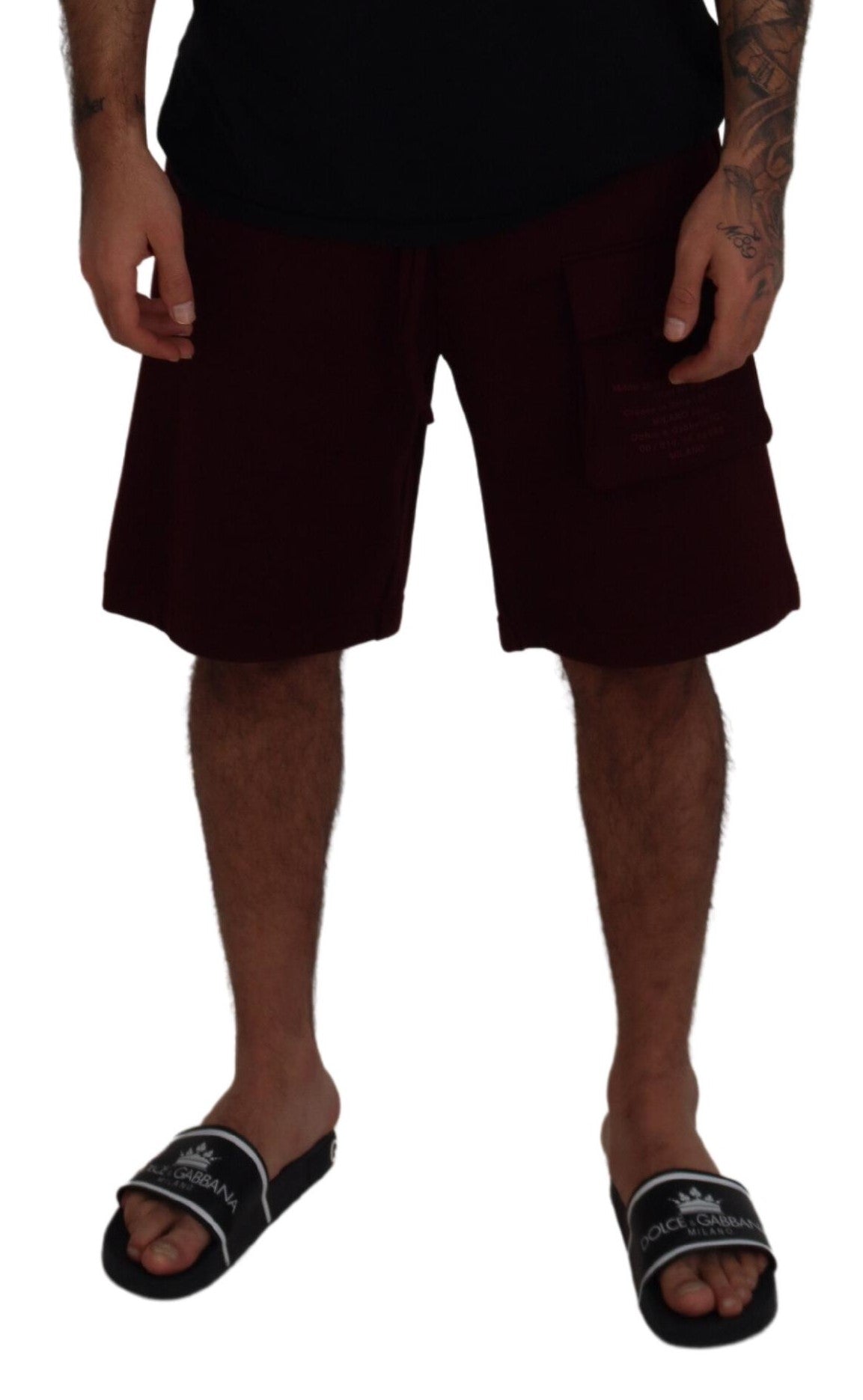Maroon Bermuda cargo shorts for men by Dolce & Gabbana, featuring multiple pockets and a relaxed fit.