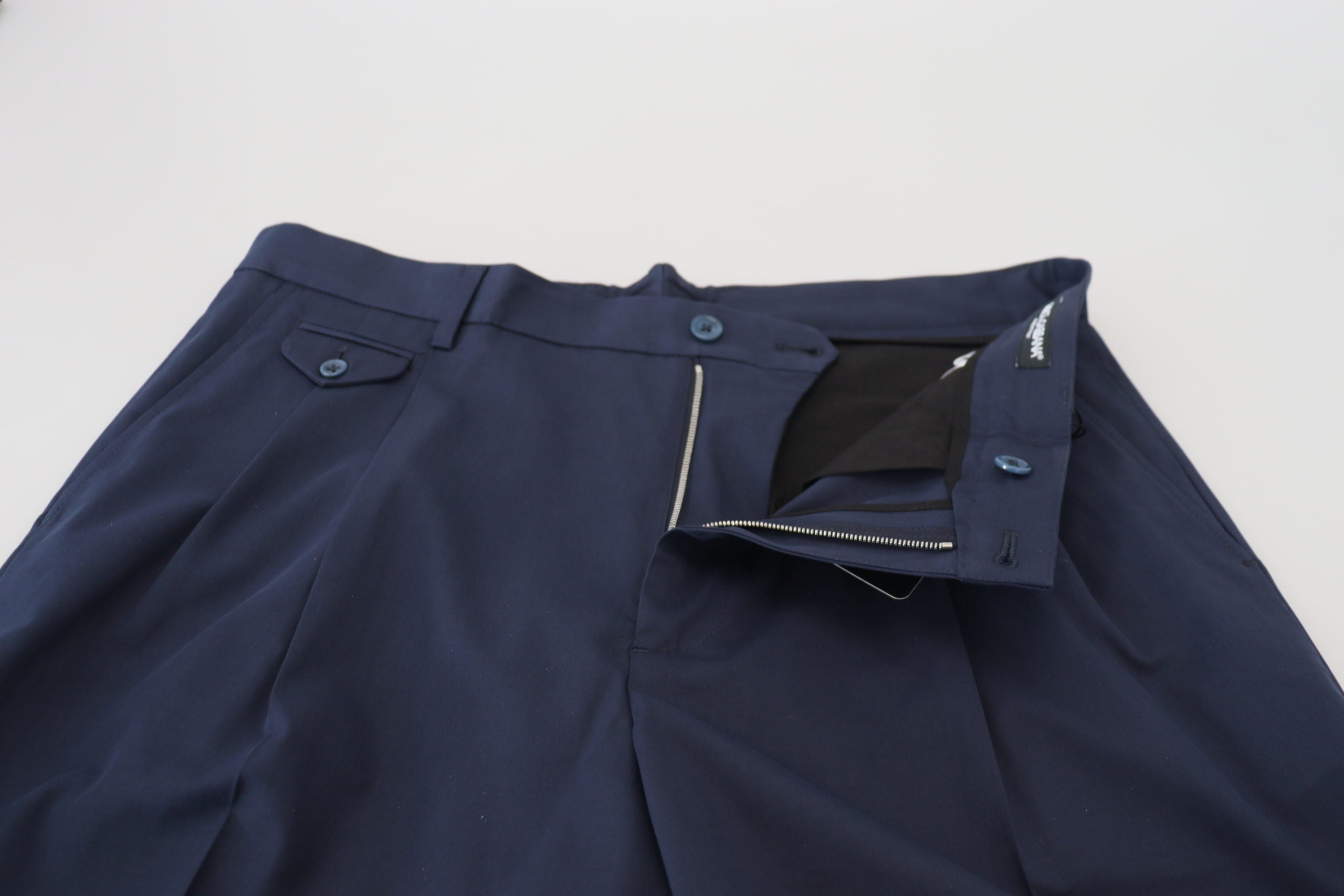 Blue cotton stretch casual shorts by Dolce & Gabbana featuring a relaxed fit and versatile design.