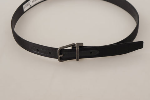 Black calfskin leather vintage belt with metal buckle from Dolce & Gabbana, featuring a classic design and sleek finish.