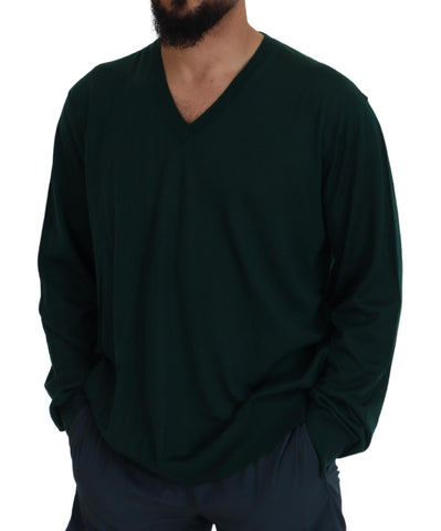 Green cashmere V-neck pullover sweater by Dolce & Gabbana, featuring a cozy, soft knit fabric and classic V-neck design.
