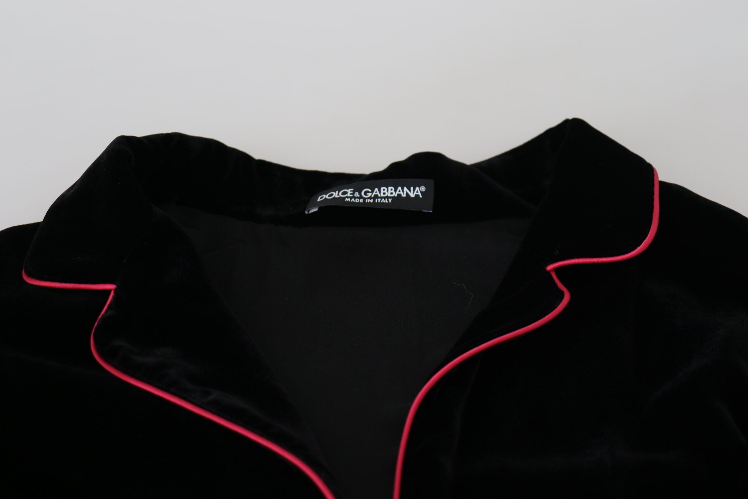 Black button belted blazer viscose jacket by Dolce & Gabbana, featuring a tailored fit and classic lapel design.