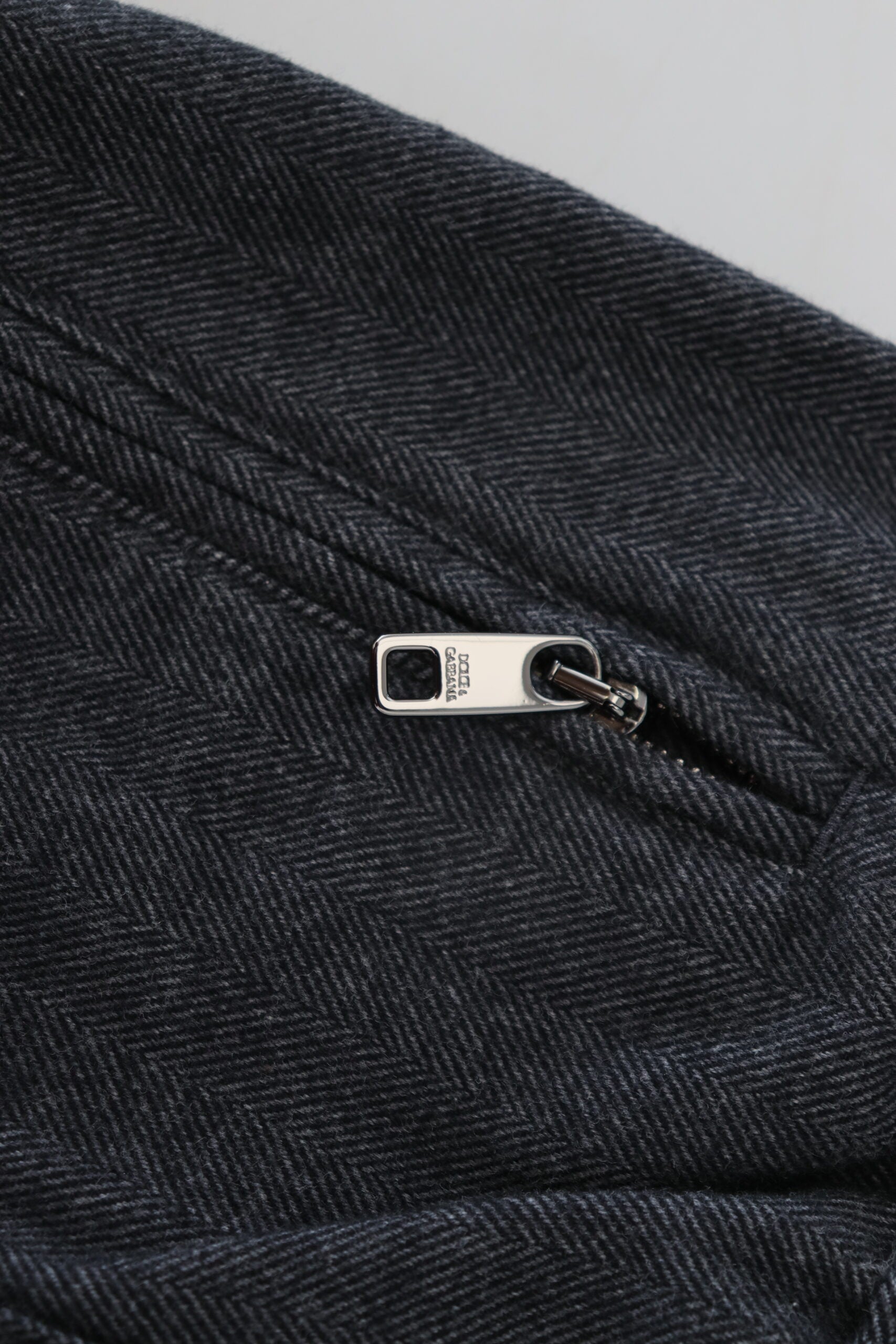 Gray cotton jogger men's pants by Dolce & Gabbana, featuring a relaxed fit and comfortable waistband.