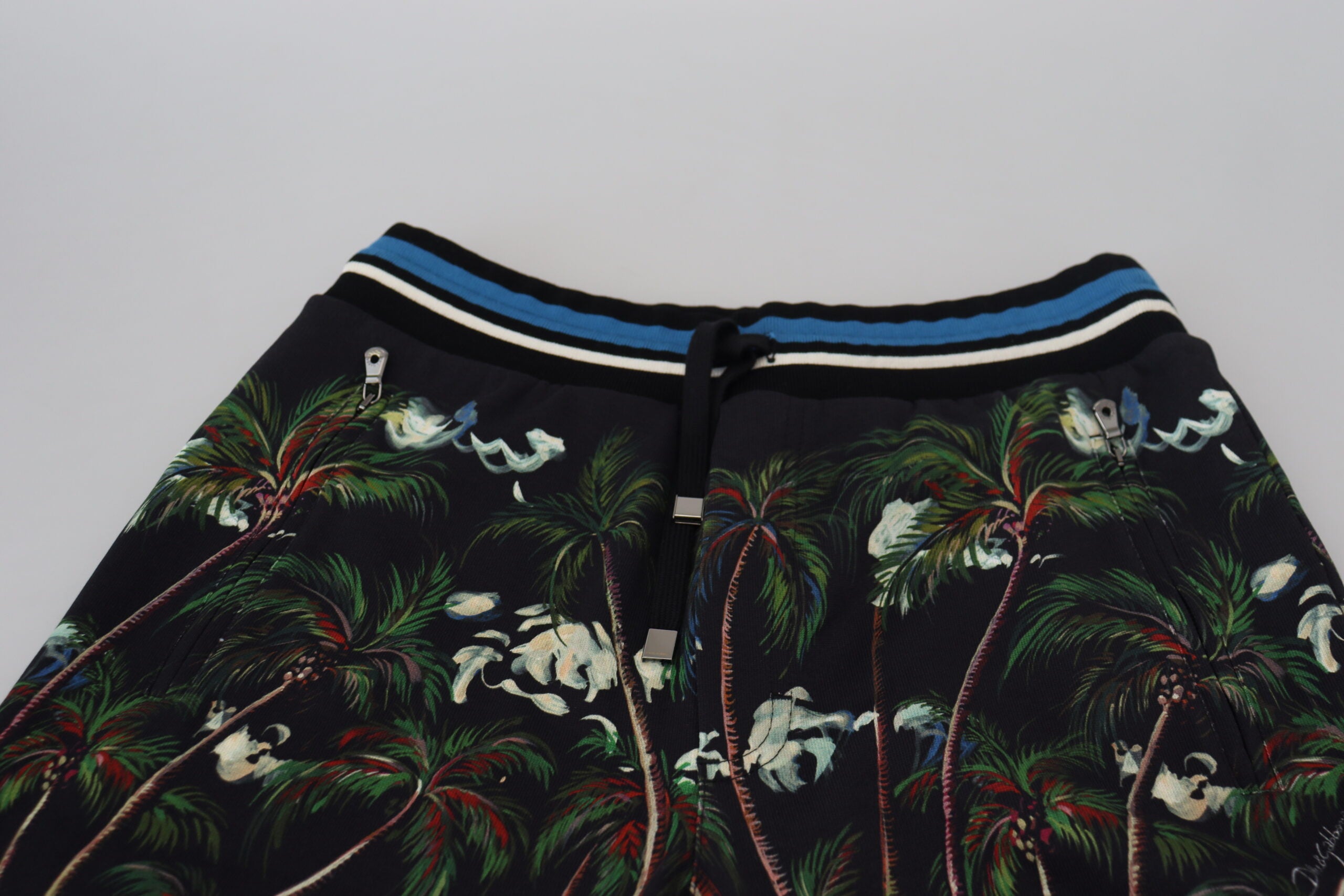 Black cotton casual shorts with volcano print from Dolce & Gabbana, featuring a relaxed fit and stylish design.