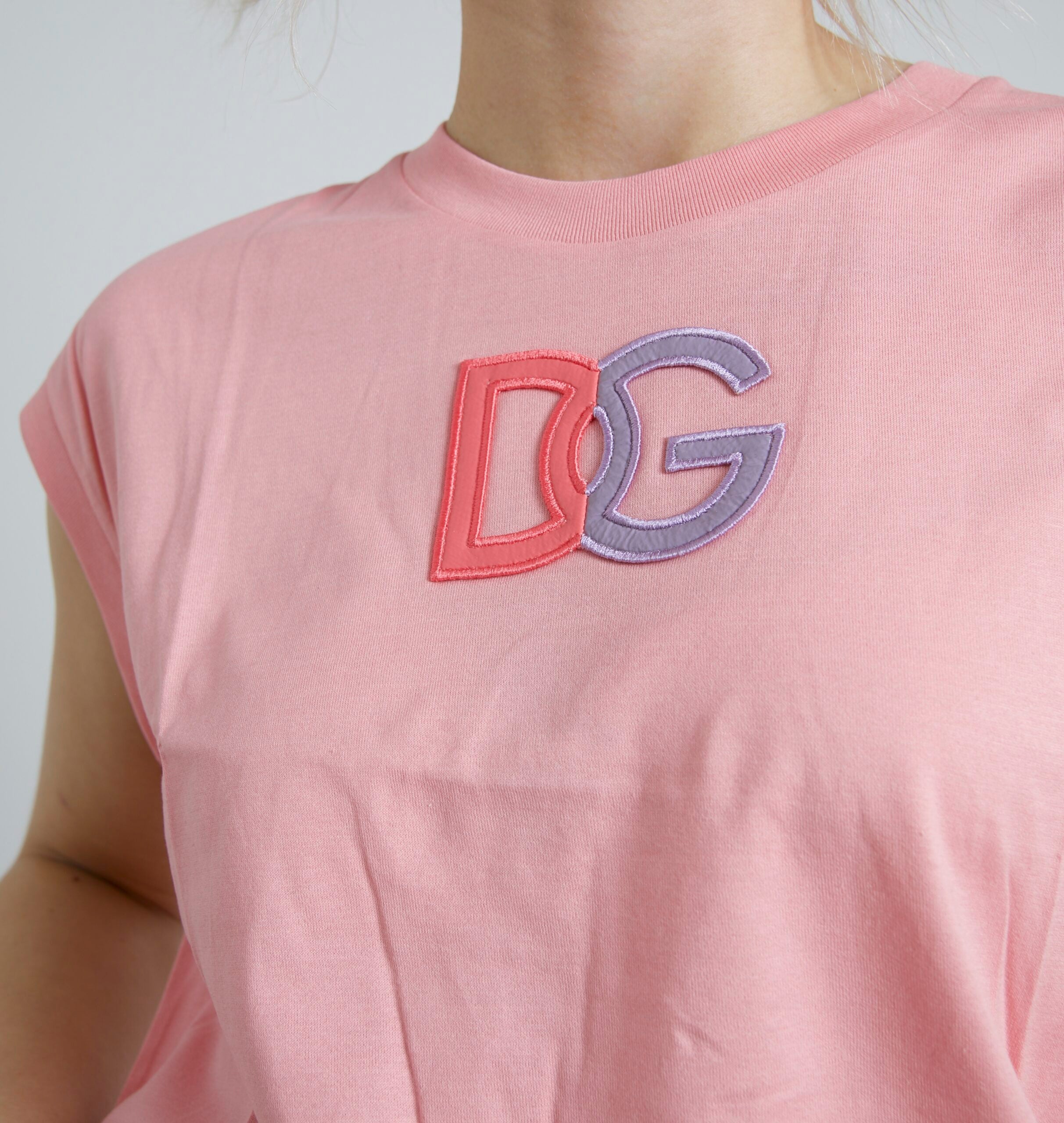 Pink cotton Dolce & Gabbana logo crew neck tank T-shirt with DG branding and casual fit.