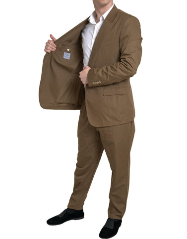 Brown Dolce & Gabbana 2-piece single-breasted Taormina suit, tailored with lapels and matching trousers, displayed on a mannequin.