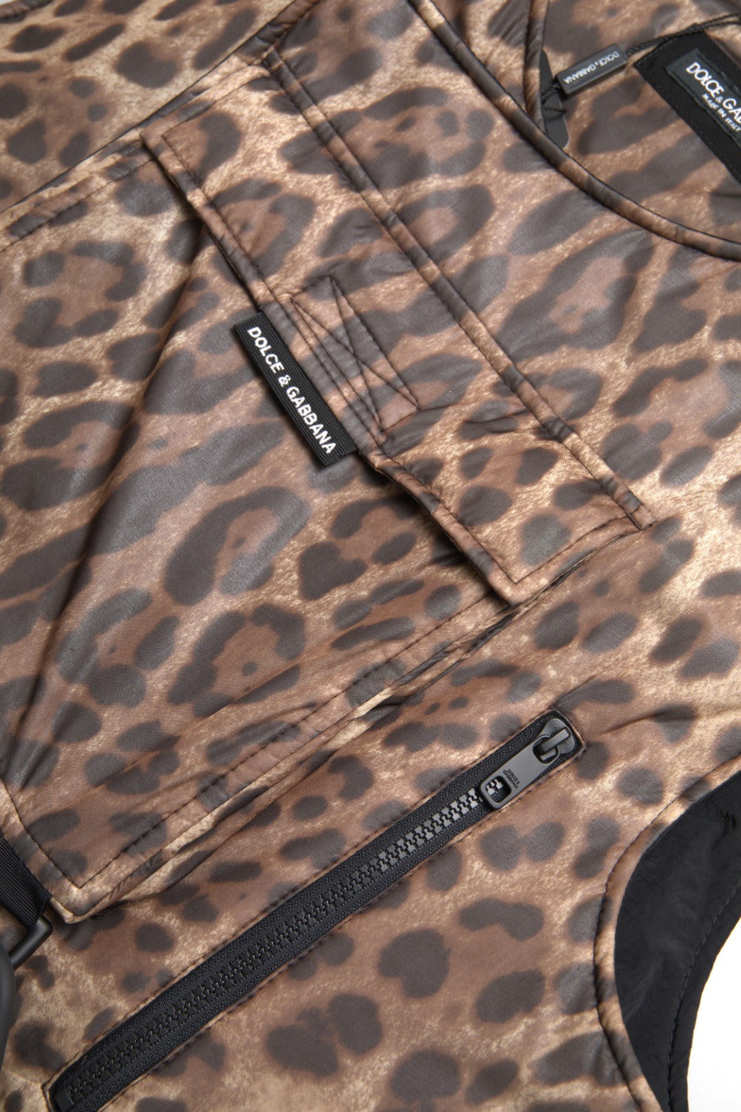 Brown leopard silk sleeveless sportswear top by Dolce & Gabbana with a stylish leopard print and smooth silk fabric.
