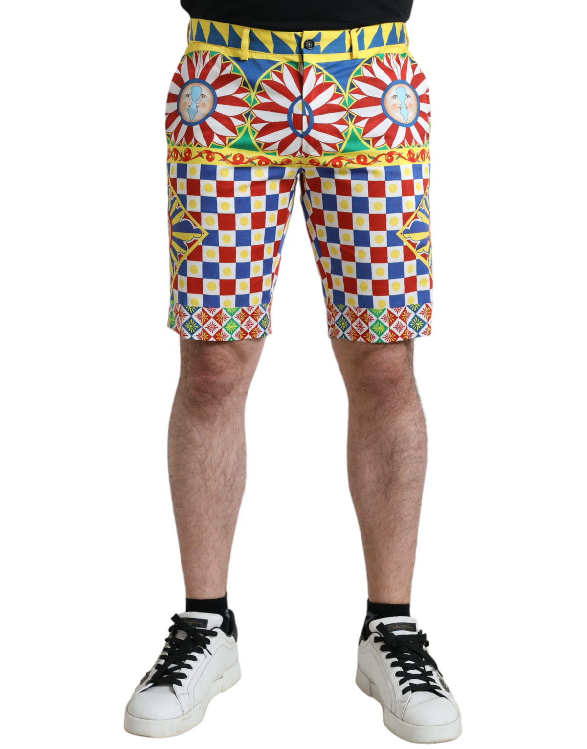 Multicolor Carretto print Dolce & Gabbana men’s Bermuda shorts with vibrant, patterned fabric and a relaxed fit.