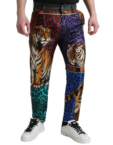 Multicolor tiger print cotton loose denim jeans by Dolce & Gabbana with a relaxed fit and bold tiger design.