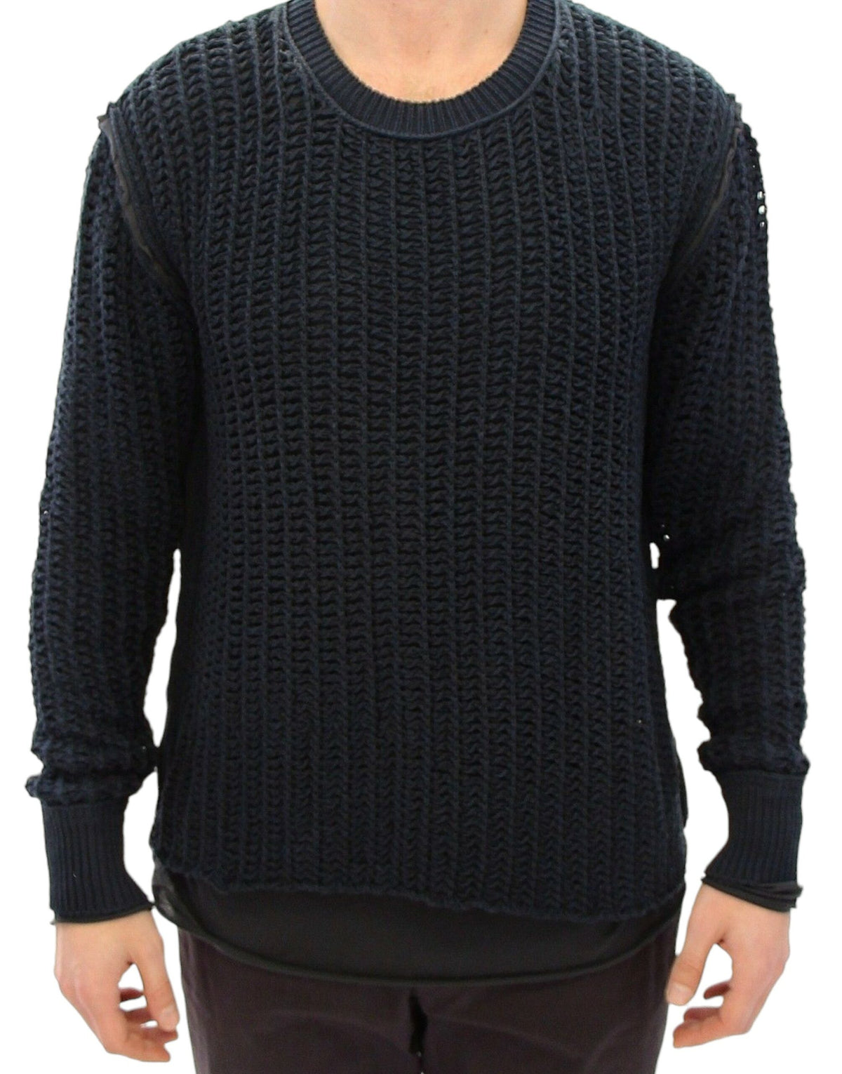 Dolce & Gabbana Blue Runway Netz pullover with a knitted, netted design, showcasing a stylish, lightweight sweater for casual wear.