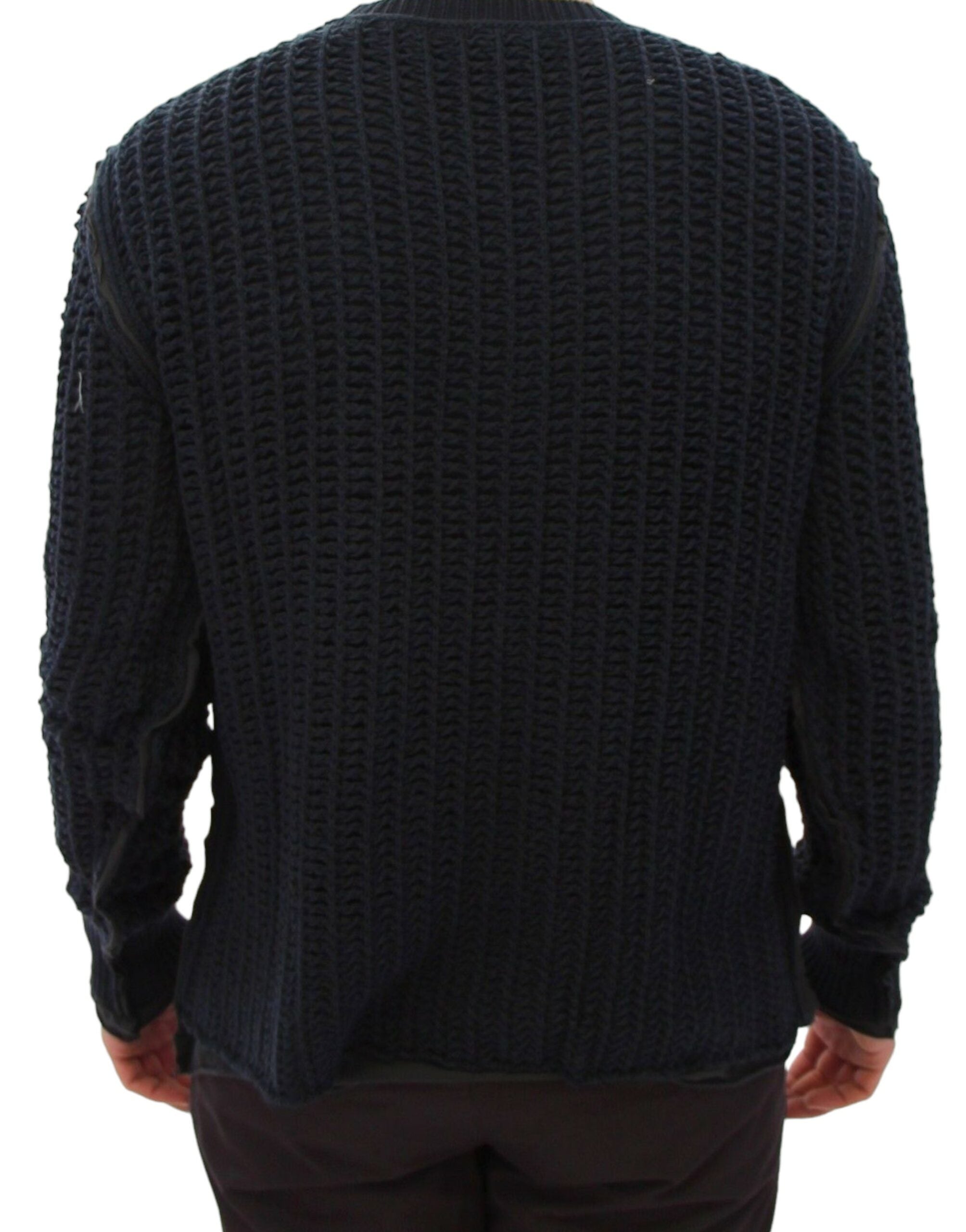 Blue Dolce & Gabbana Runway Netz pullover sweater with a stylish netted design and long sleeves.
