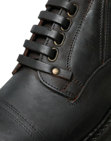 Brown leather lace-up derby men's dress shoes by Dolce & Gabbana, featuring polished finish and classic design.