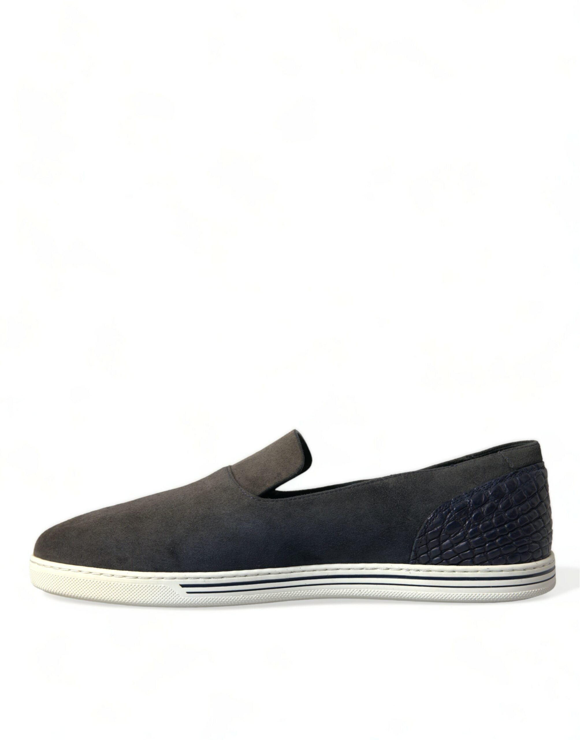 Blue suede Caiman men’s loafers by Dolce & Gabbana, featuring slip-on design and elegant craftsmanship.