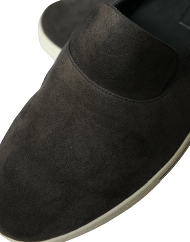 Blue suede Caiman men’s loafers by Dolce & Gabbana, showcasing sleek slip-on slipper shoes with textured caiman pattern.
