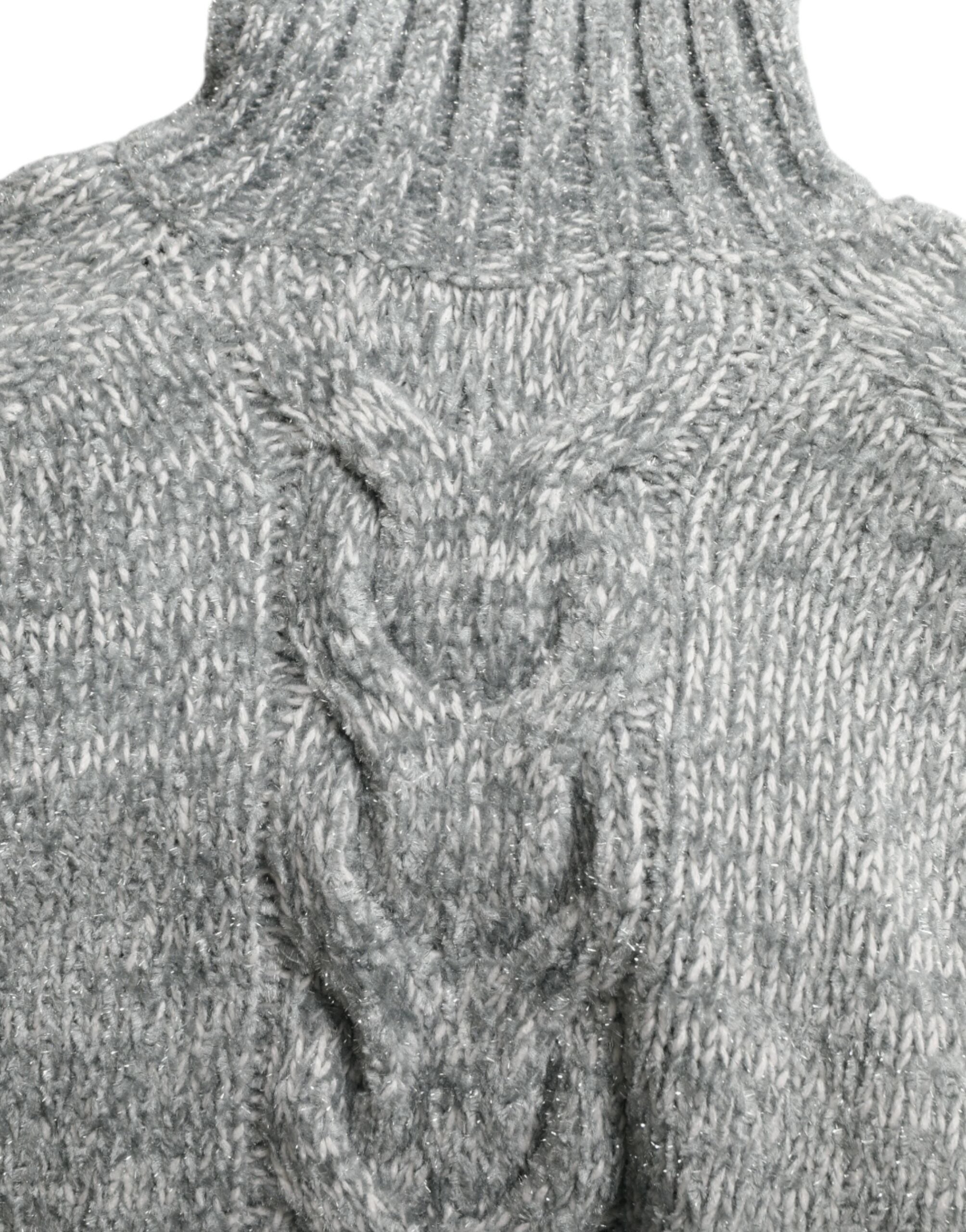 Gray cashmere turtle neck pullover sweater by Dolce & Gabbana, displayed on a mannequin, highlighting its soft fabric and classic fit.