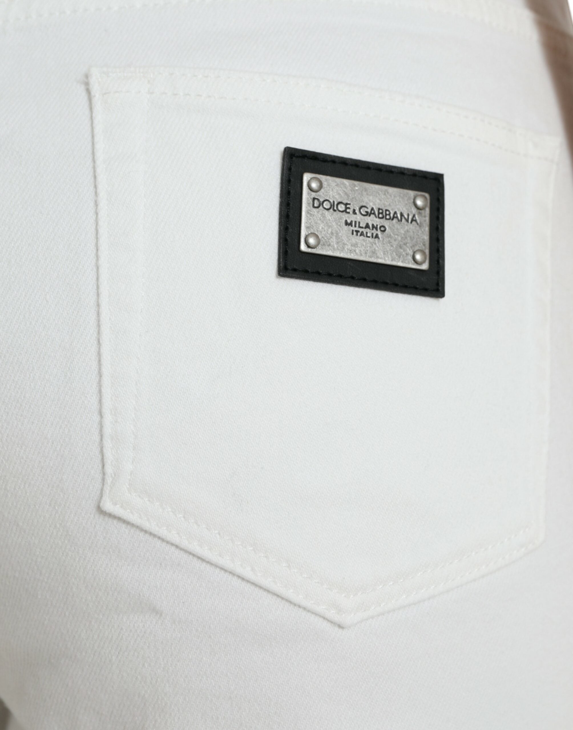 White cotton cropped wide-leg denim jeans by Dolce & Gabbana with a relaxed fit and classic five-pocket design.