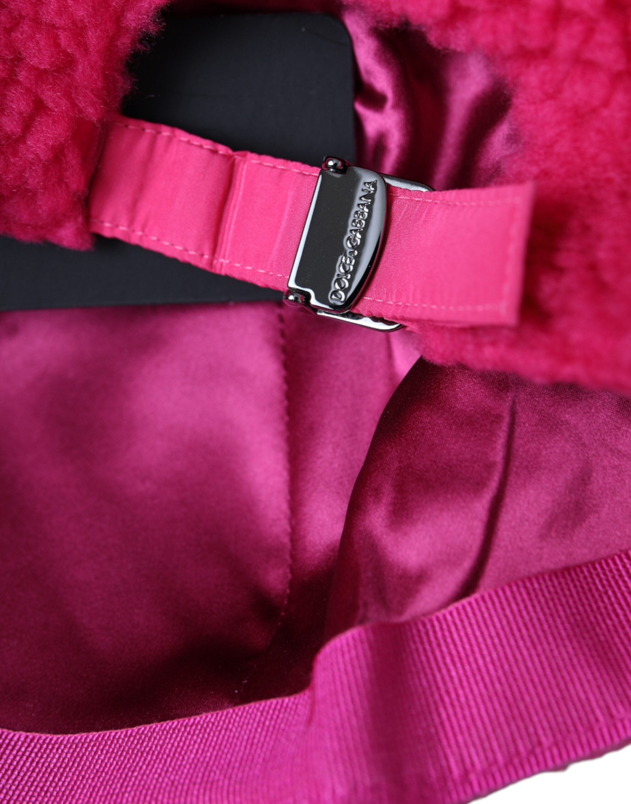 Pink fleece plush baseball hat for men by Dolce & Gabbana, featuring a soft textured fabric and classic baseball cap style.