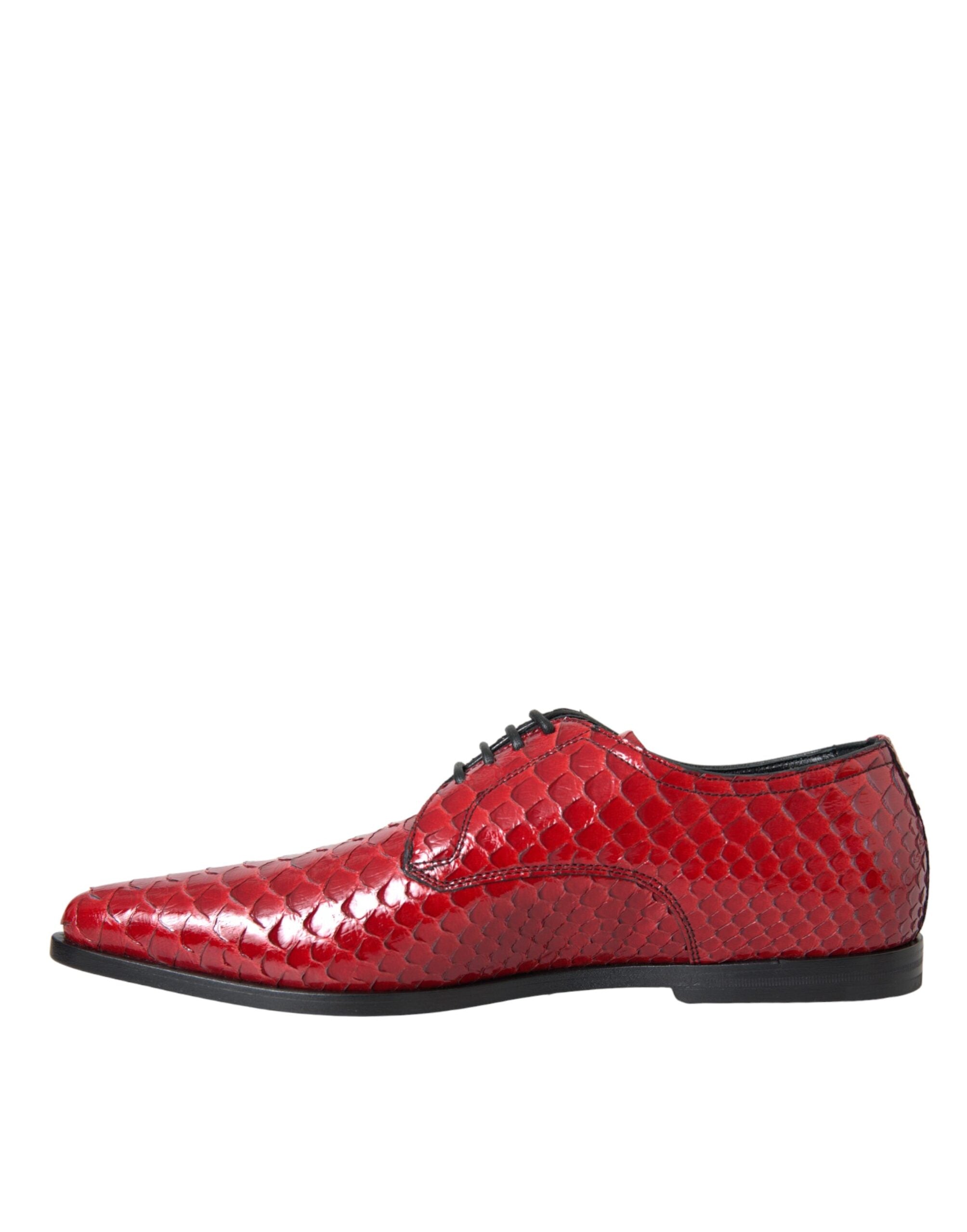 Red textured varnished Derby men's formal shoes by Dolce & Gabbana, featuring a sleek design and polished finish.