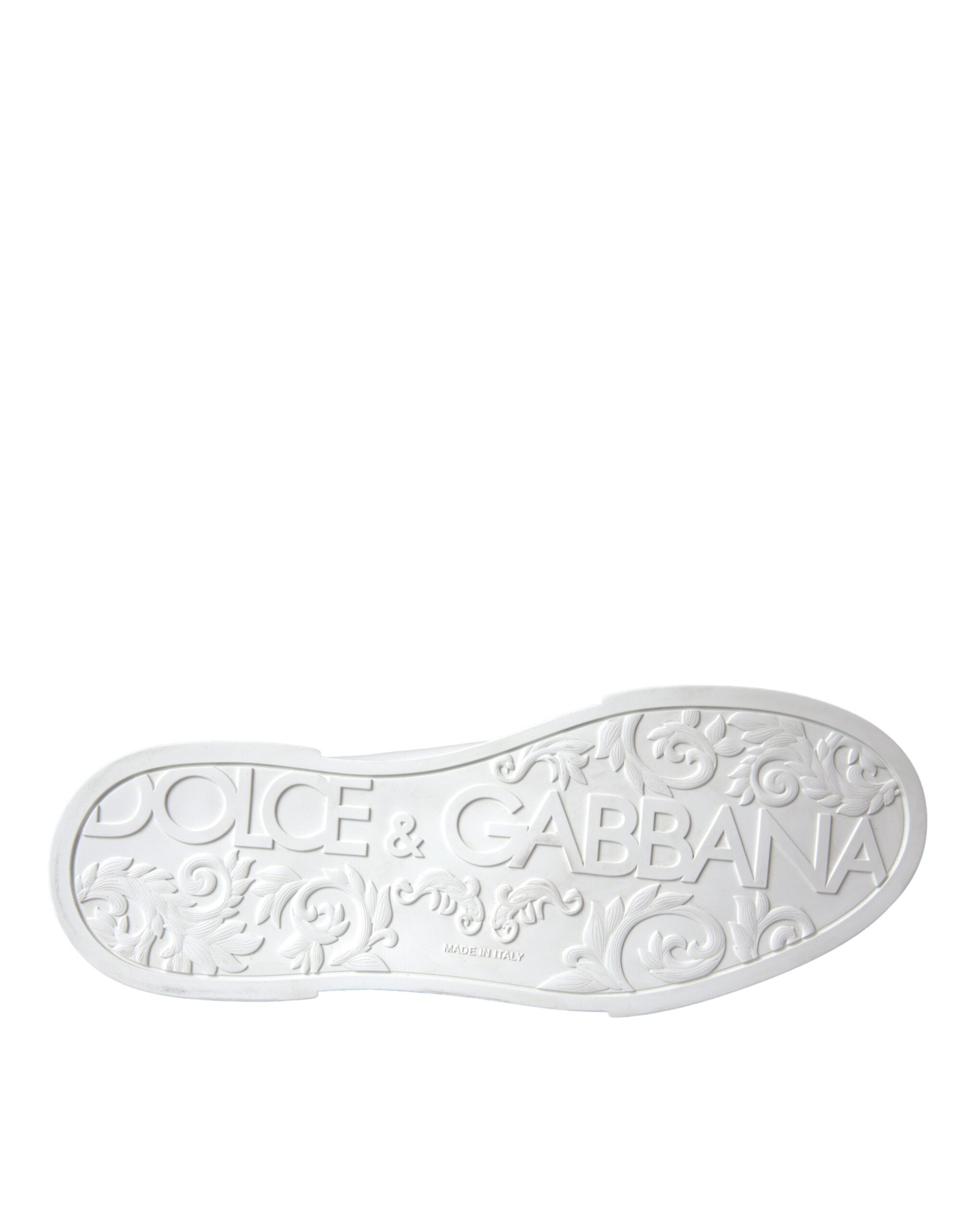 White leather Dolce & Gabbana logo casual low-top sneakers with lace-up design and rubber sole.