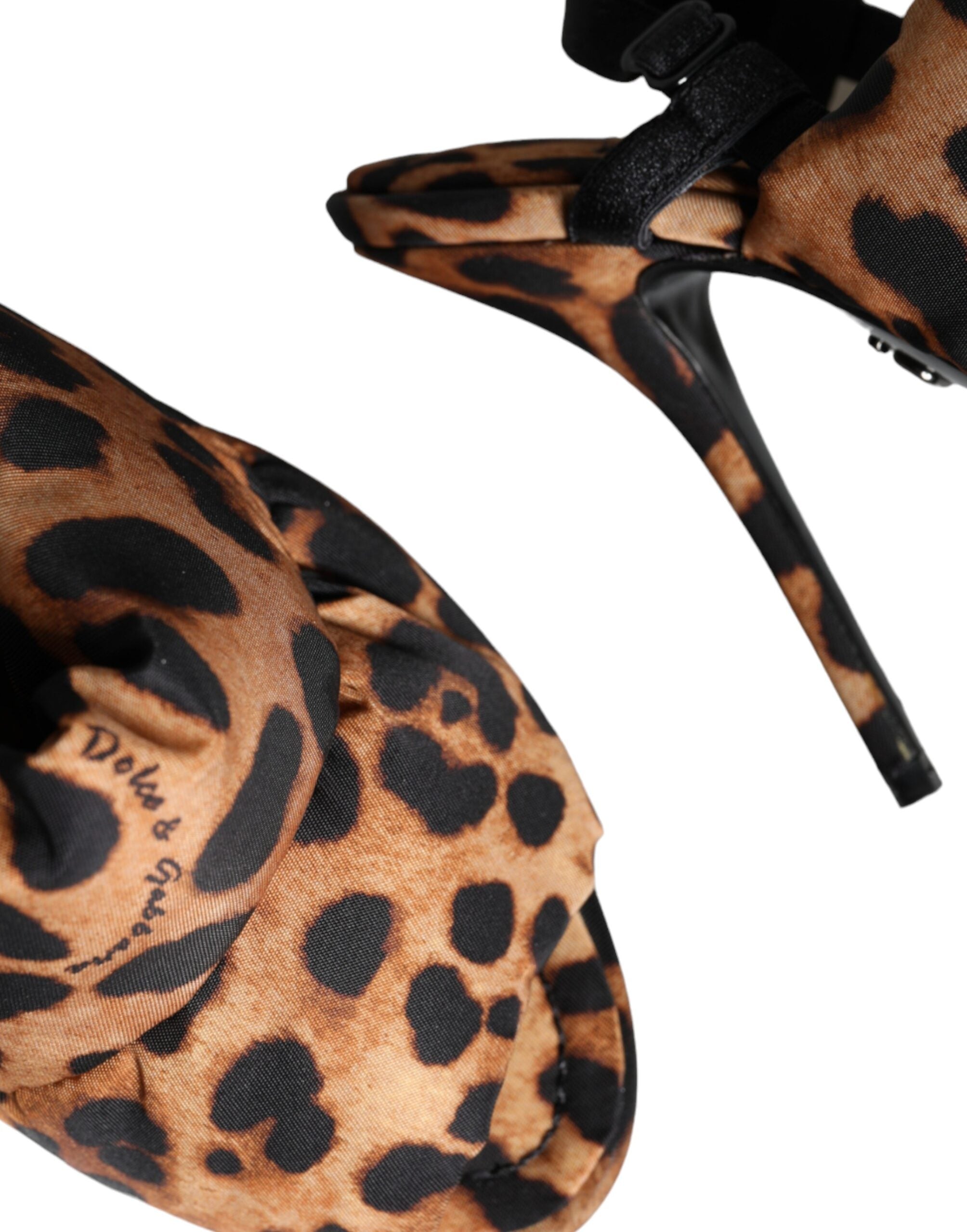Brown leopard print Keira slingback sandals by Dolce & Gabbana, featuring pointed toes and stylish ankle straps.