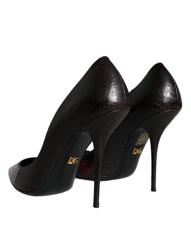 Multicolor exotic leather heels pumps by Dolce & Gabbana with pointed toes and sleek design, displayed on a neutral background.