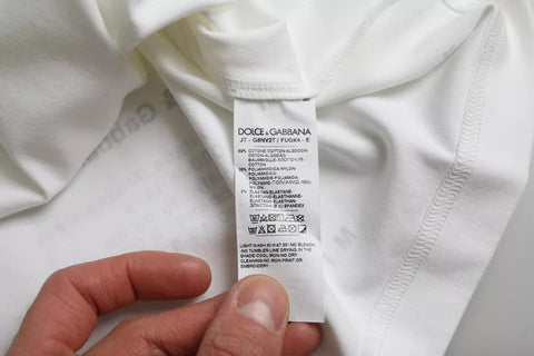 White cotton men's T-shirt with red lips print by Dolce & Gabbana, featuring a bold graphic design and crew neck style.